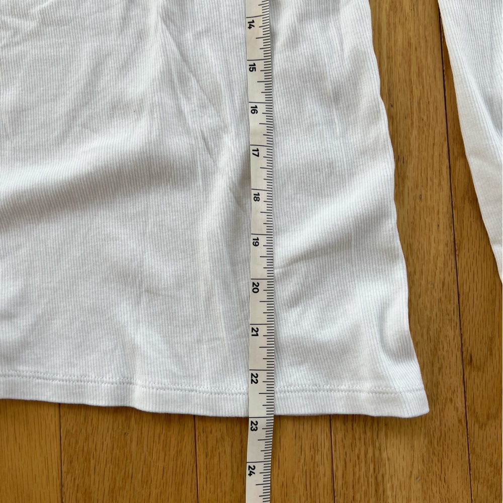 Zara Classic White Long Sleeve Tee - Picture 4 of 5